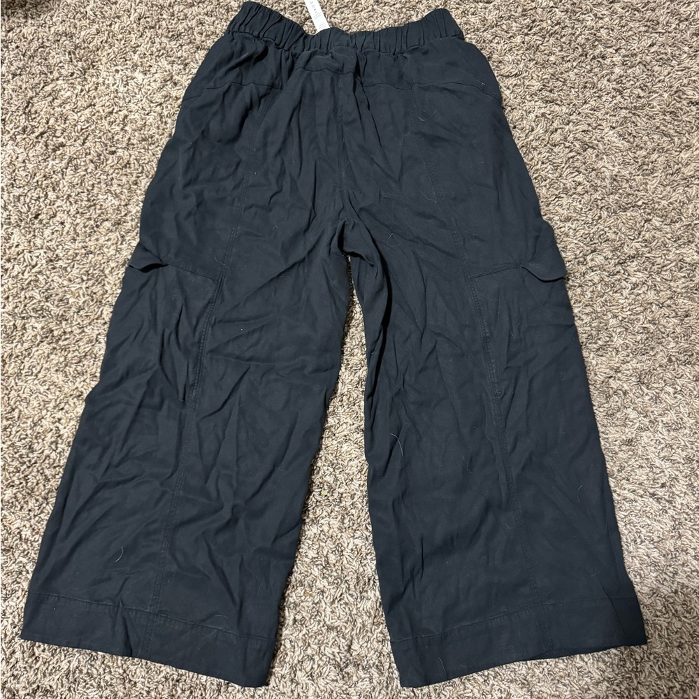 Lululemon Metropolis Maven High Rise Crop - Picture 5 of 6